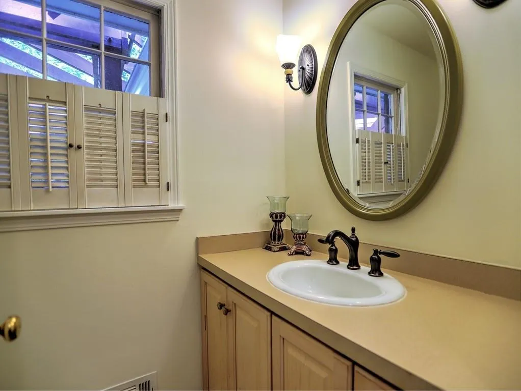 490 Dalrymple Road, Sandy Springs, Georgia 30328, 5 Bedrooms Bedrooms, ,3 BathroomsBathrooms,Residential,Sold,490 Dalrymple Road,6959861