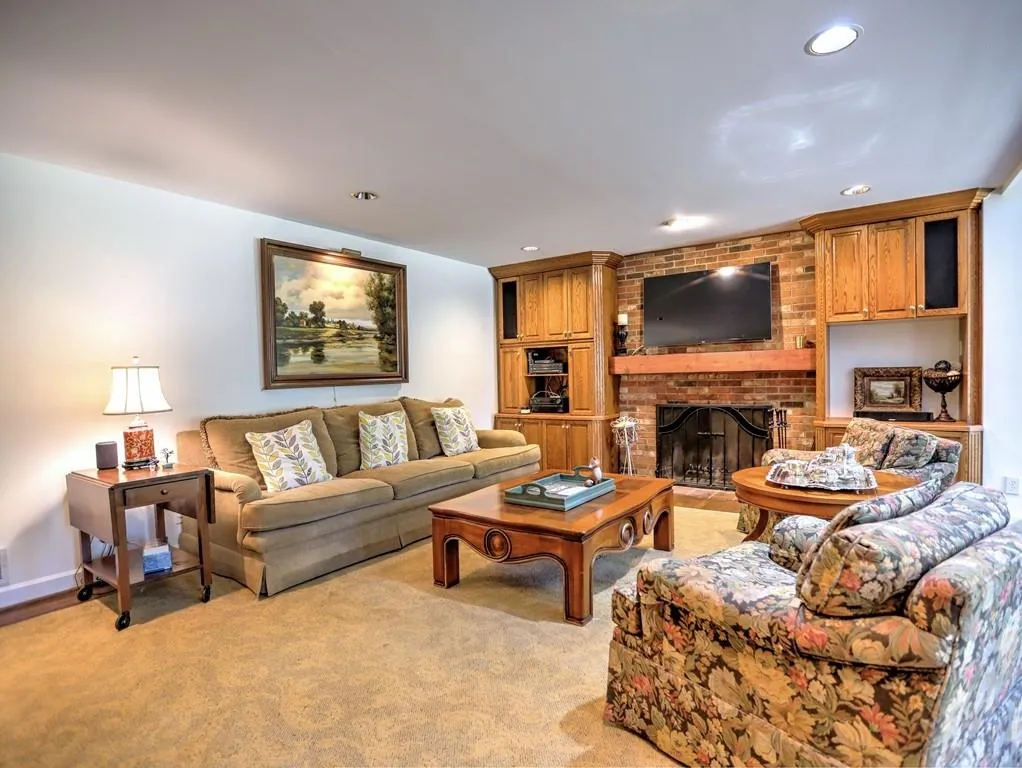 490 Dalrymple Road, Sandy Springs, Georgia 30328, 5 Bedrooms Bedrooms, ,3 BathroomsBathrooms,Residential,Sold,490 Dalrymple Road,6959861
