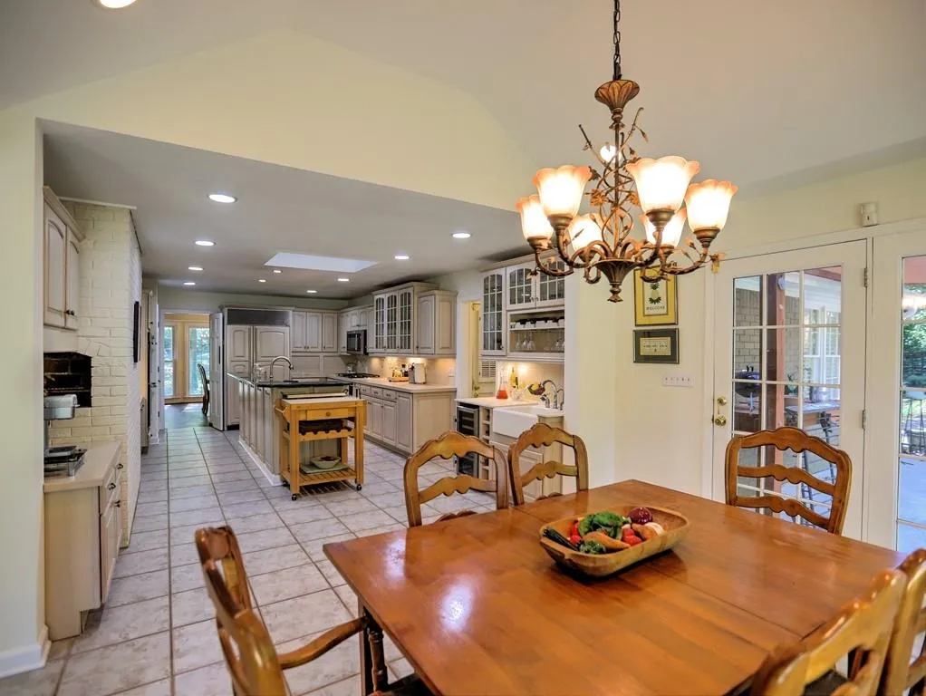 490 Dalrymple Road, Sandy Springs, Georgia 30328, 5 Bedrooms Bedrooms, ,3 BathroomsBathrooms,Residential,Sold,490 Dalrymple Road,6959861