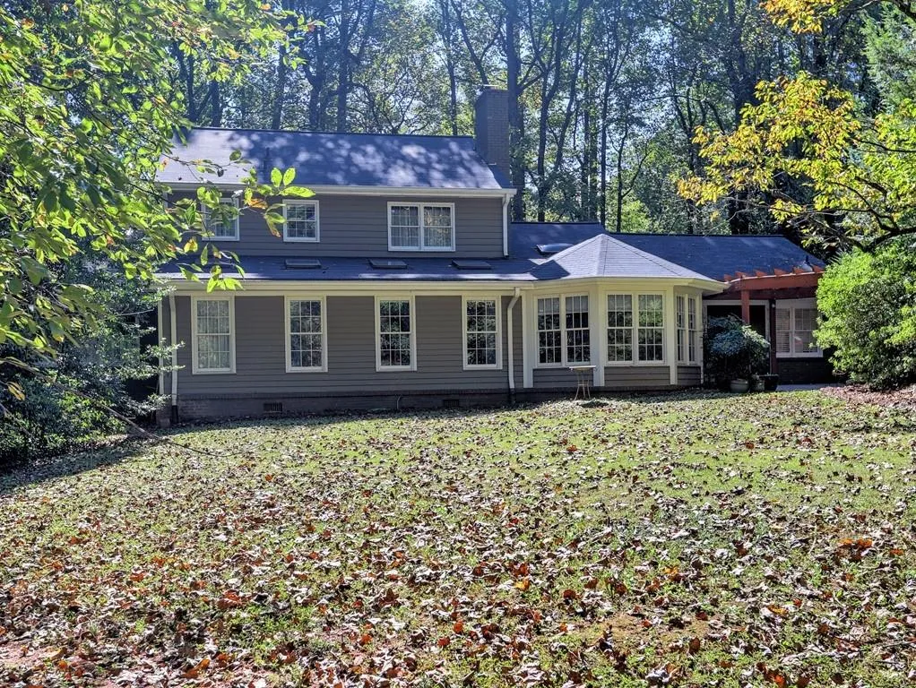 490 Dalrymple Road, Sandy Springs, Georgia 30328, 5 Bedrooms Bedrooms, ,3 BathroomsBathrooms,Residential,Sold,490 Dalrymple Road,6959861
