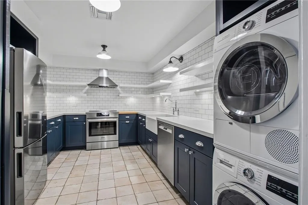 147 15th Street Ne Unit 7a, Atlanta, Georgia 30309, 1 Bedroom Bedrooms, 0 ,1 BathroomBathrooms,Residential,For Sale,147 15th Street Ne Unit 7a,7714501