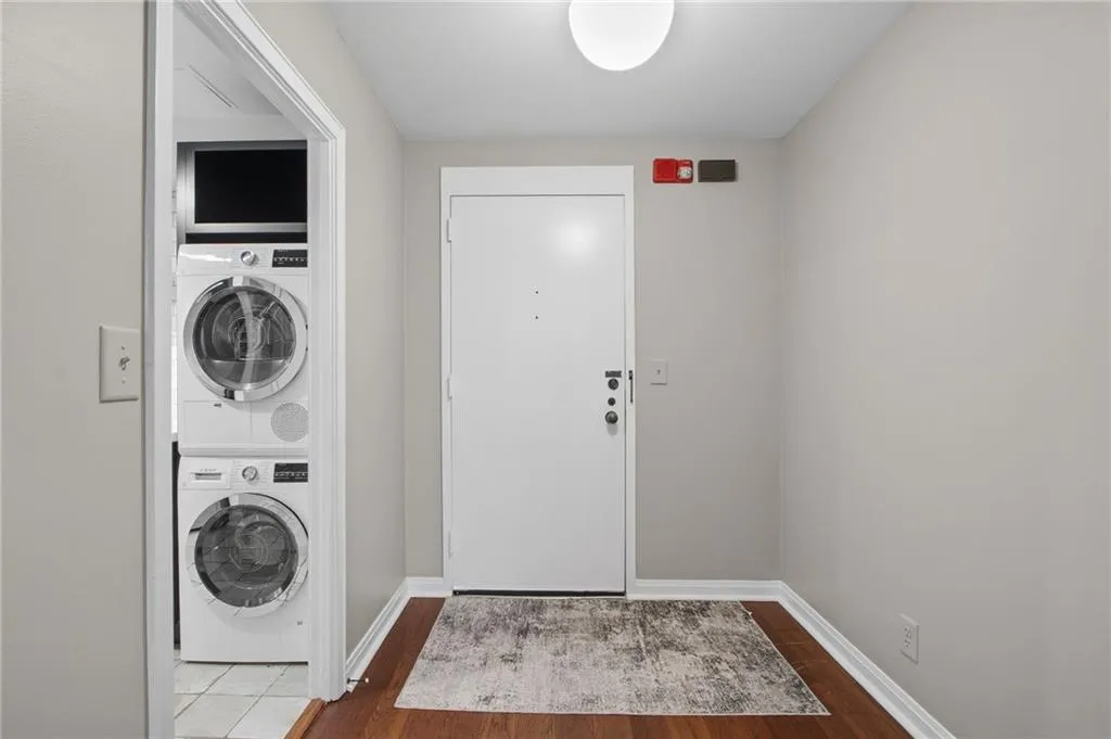 147 15th Street Ne Unit 7a, Atlanta, Georgia 30309, 1 Bedroom Bedrooms, 0 ,1 BathroomBathrooms,Residential,For Sale,147 15th Street Ne Unit 7a,7714501