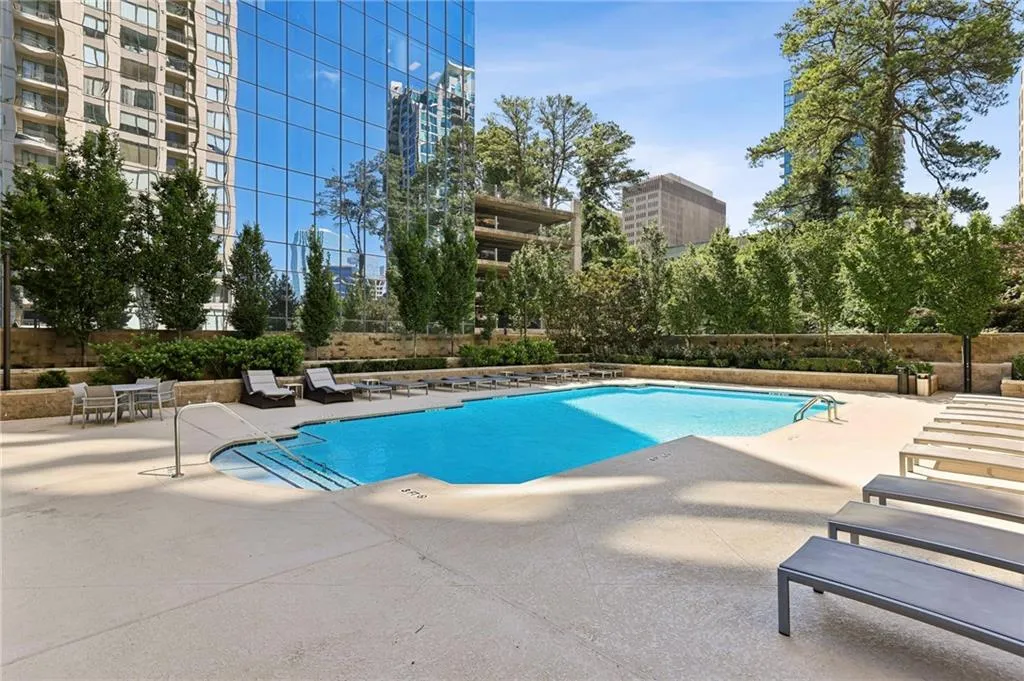 Salt water pool