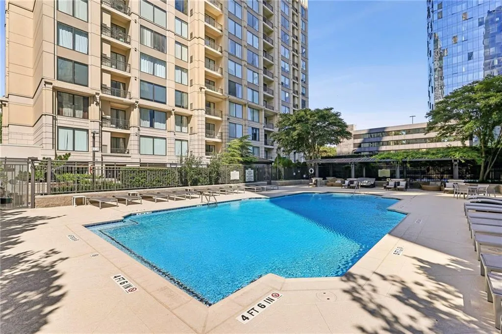 3445 Stratford Road Ne Unit 3105, Atlanta, Georgia 30326, 2 Bedrooms Bedrooms, 0 ,2 BathroomsBathrooms,Residential,For Sale,3445 Stratford Road Ne Unit 3105,7804108