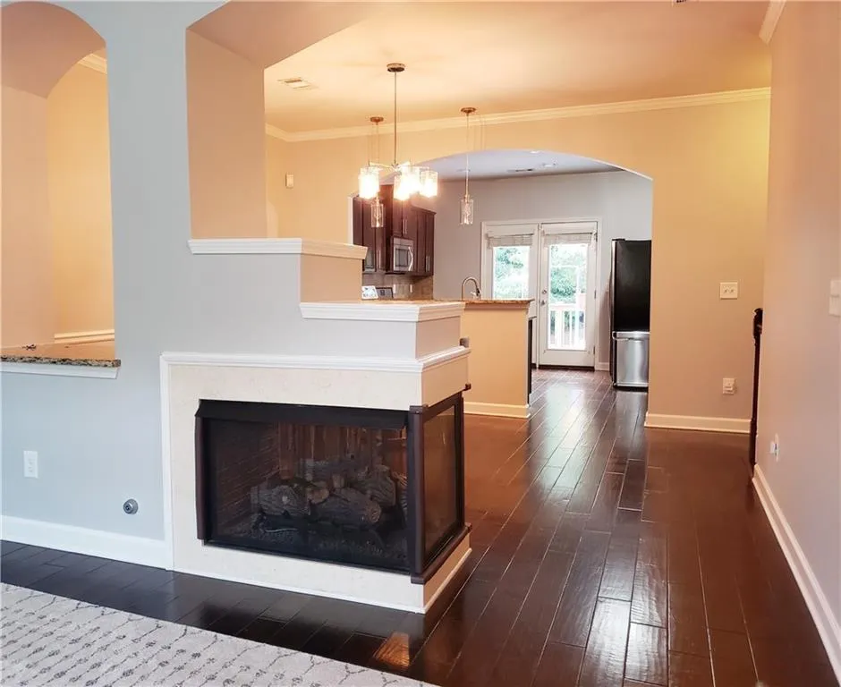 7370 Glisten Avenue, Atlanta, Georgia 30328, 3 Bedrooms Bedrooms, ,3 BathroomsBathrooms,Residential,Sold,7370 Glisten Avenue,6724759
