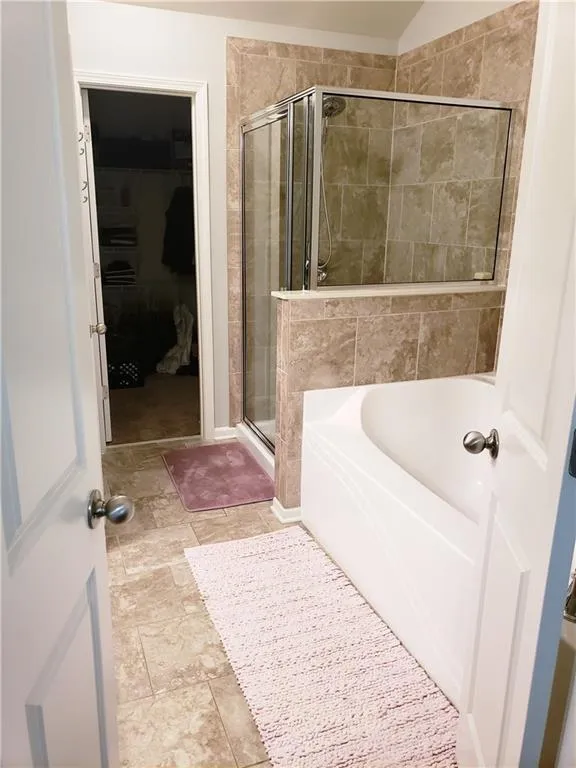 7370 Glisten Avenue, Atlanta, Georgia 30328, 3 Bedrooms Bedrooms, ,3 BathroomsBathrooms,Residential,Sold,7370 Glisten Avenue,6724759