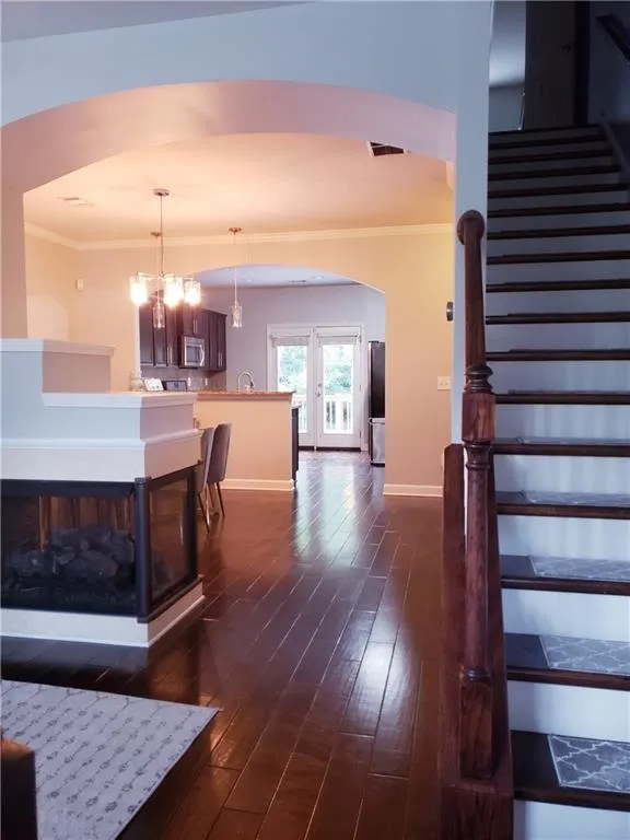 7370 Glisten Avenue, Atlanta, Georgia 30328, 3 Bedrooms Bedrooms, ,3 BathroomsBathrooms,Residential,Sold,7370 Glisten Avenue,6724759
