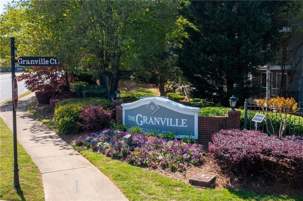 329 Granville Court, Atlanta, Georgia 30328, 1 Bedroom Bedrooms, ,1 BathroomBathrooms,Residential,Sold,329 Granville Court,6866246