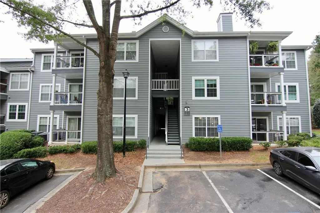 3111 Santa Fe Parkway, Sandy Springs, Georgia 30350, 2 Bedrooms Bedrooms, ,2 BathroomsBathrooms,Residential,Sold,3111 Santa Fe Parkway,6955943
