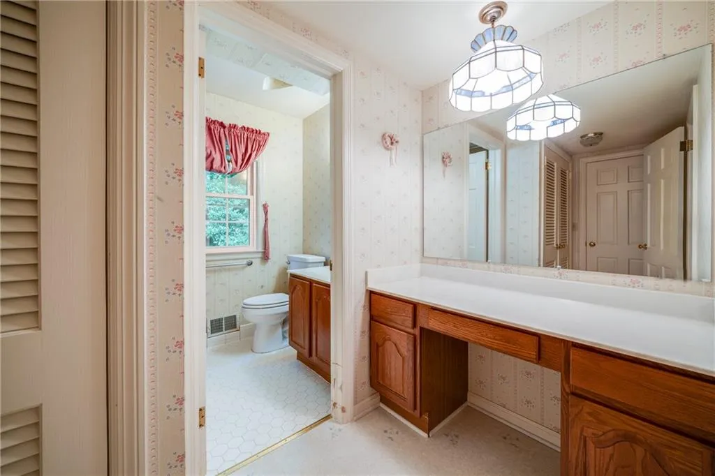 1190 Winding Creek Trail, Atlanta, Georgia 30328, 4 Bedrooms Bedrooms, ,2 BathroomsBathrooms,Residential,Sold,1190 Winding Creek Trail,6592200