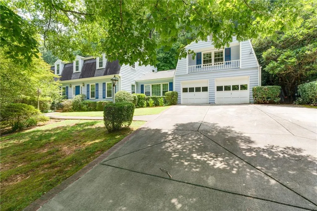 1190 Winding Creek Trail, Atlanta, Georgia 30328, 4 Bedrooms Bedrooms, ,2 BathroomsBathrooms,Residential,Sold,1190 Winding Creek Trail,6592200 1190 Winding Creek Trail, Atlanta, Georgia 30328, 4 Bedrooms Bedrooms, ,2 BathroomsBathrooms,Residential,Sold,1190 Winding Creek Trail,6592200