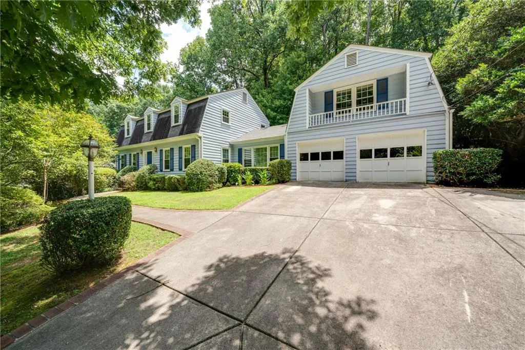 1190 Winding Creek Trail, Atlanta, Georgia 30328, 4 Bedrooms Bedrooms, ,2 BathroomsBathrooms,Residential,Sold,1190 Winding Creek Trail,6592200