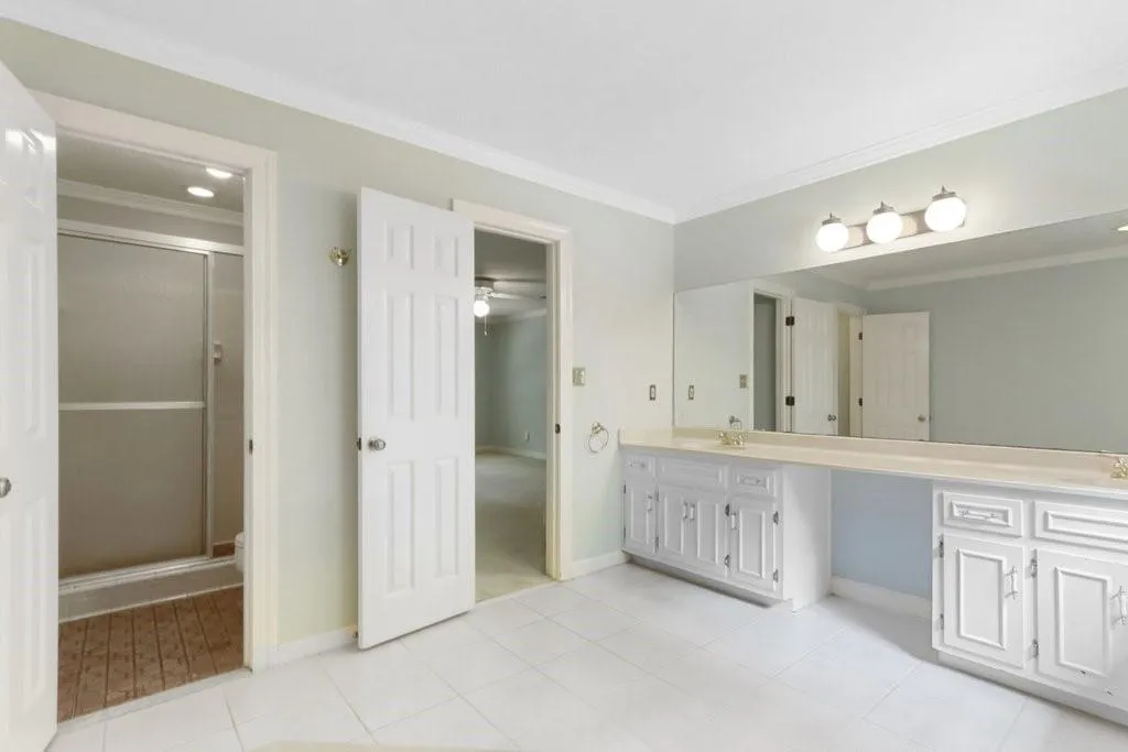 7110 Cherry Bluff Drive, Sandy Springs, Georgia 30350, 5 Bedrooms Bedrooms, ,4 BathroomsBathrooms,Residential,Sold,7110 Cherry Bluff Drive,6891074