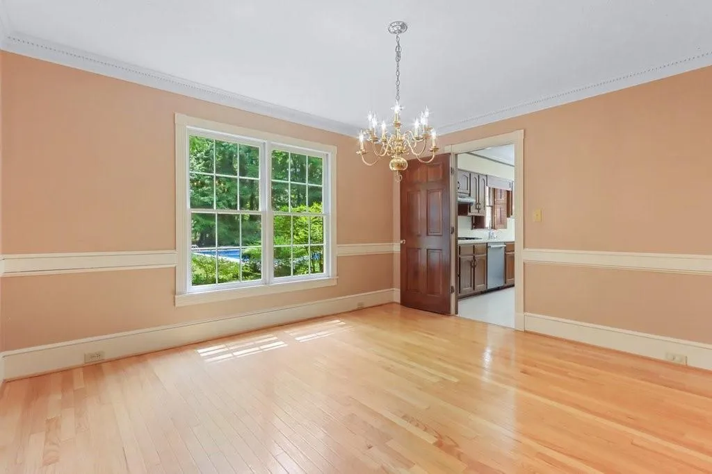 7110 Cherry Bluff Drive, Sandy Springs, Georgia 30350, 5 Bedrooms Bedrooms, ,4 BathroomsBathrooms,Residential,Sold,7110 Cherry Bluff Drive,6891074