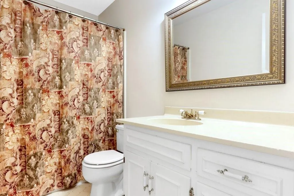 7110 Cherry Bluff Drive, Sandy Springs, Georgia 30350, 5 Bedrooms Bedrooms, ,4 BathroomsBathrooms,Residential,Sold,7110 Cherry Bluff Drive,6891074