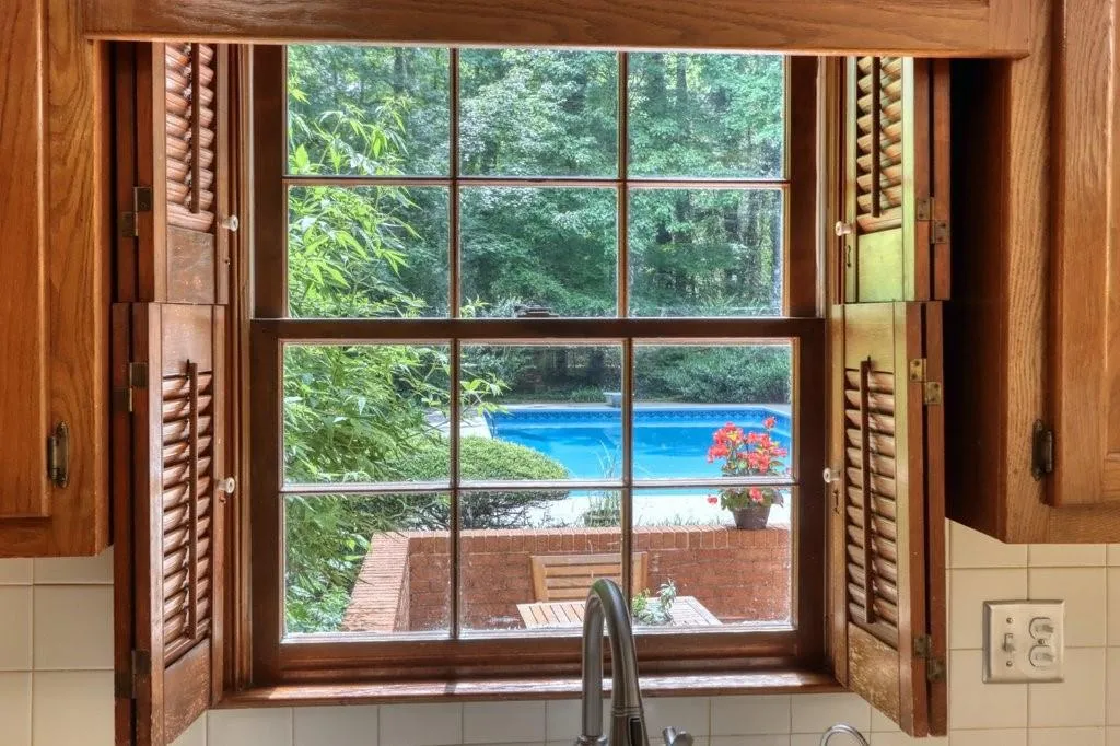 7110 Cherry Bluff Drive, Sandy Springs, Georgia 30350, 5 Bedrooms Bedrooms, ,4 BathroomsBathrooms,Residential,Sold,7110 Cherry Bluff Drive,6891074