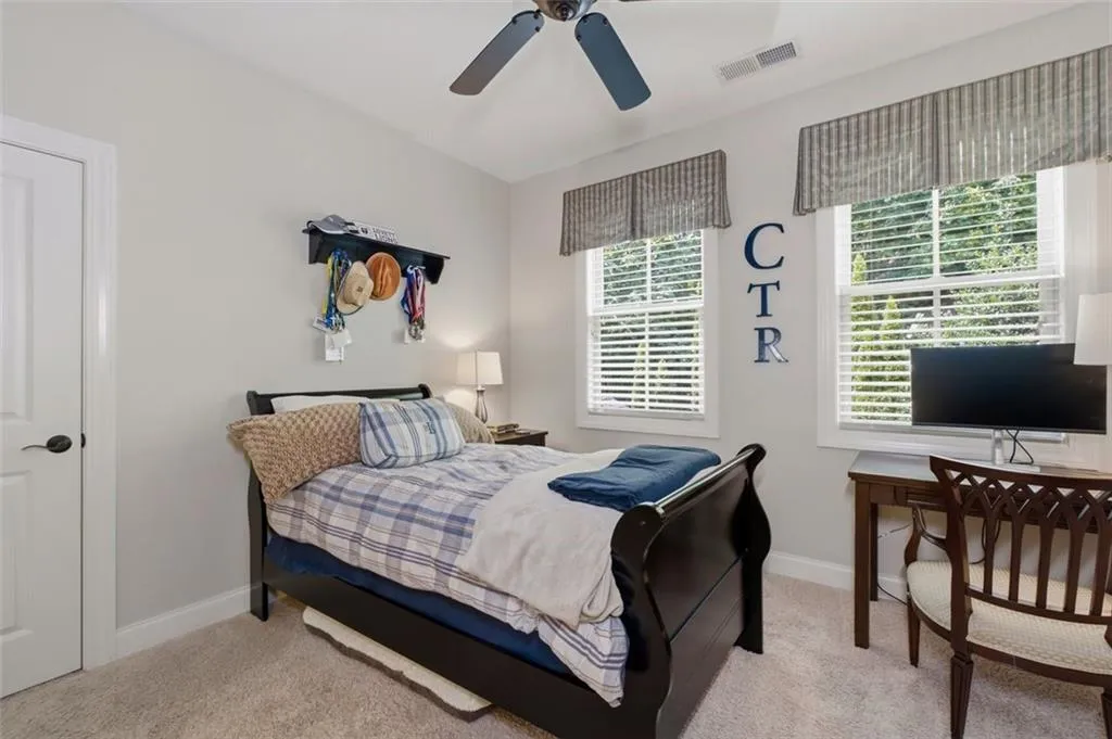 3866 Paces Lookout Drive Se Unit 13, Atlanta, Georgia 30339, 4 Bedrooms Bedrooms, 0 ,4 BathroomsBathrooms,Residential,For Sale,3866 Paces Lookout Drive Se Unit 13,7819625