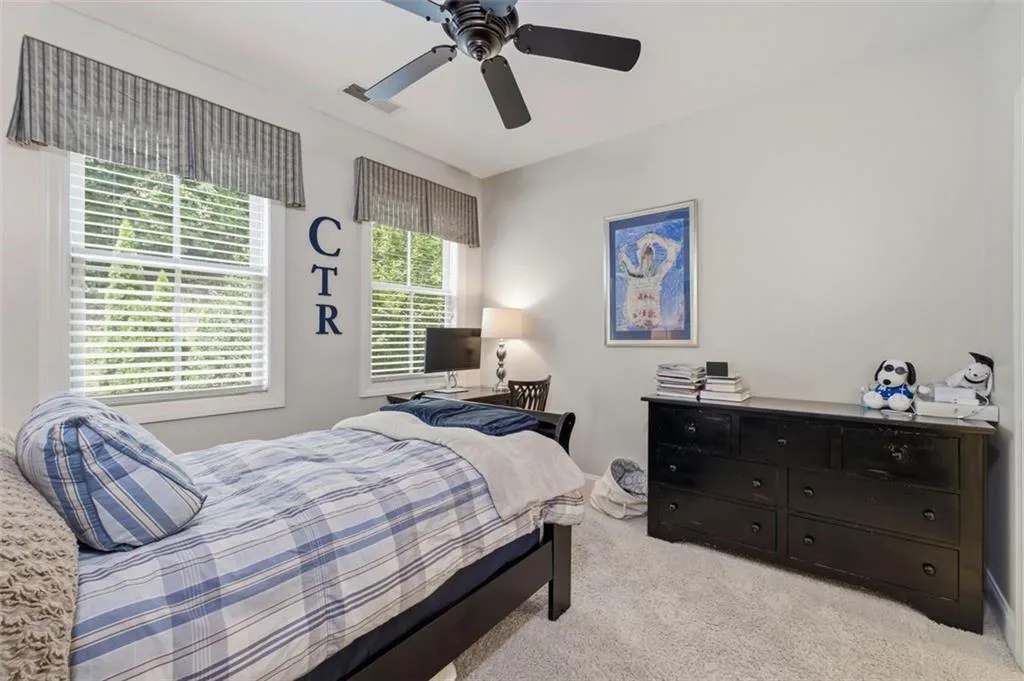 3866 Paces Lookout Drive Se Unit 13, Atlanta, Georgia 30339, 4 Bedrooms Bedrooms, 0 ,4 BathroomsBathrooms,Residential,For Sale,3866 Paces Lookout Drive Se Unit 13,7819625