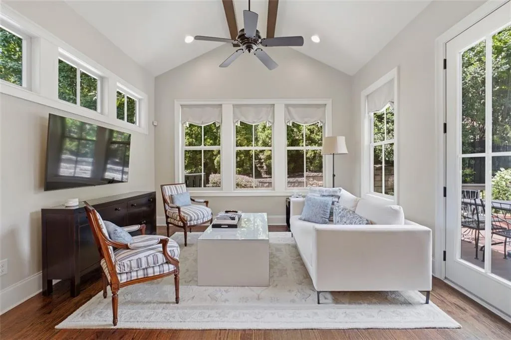 3866 Paces Lookout Drive Se Unit 13, Atlanta, Georgia 30339, 4 Bedrooms Bedrooms, 0 ,4 BathroomsBathrooms,Residential,For Sale,3866 Paces Lookout Drive Se Unit 13,7819625