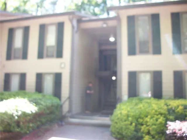 9400 Roberts Drive, Sandy Springs, Georgia 30350