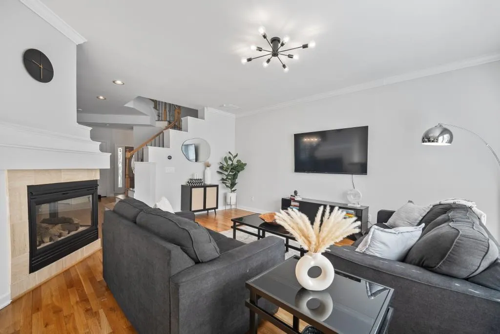 8540 Hope Mews Court, Atlanta, Georgia 30350, 3 Bedrooms Bedrooms, ,2 BathroomsBathrooms,Residential,Sold,8540 Hope Mews Court,7534990