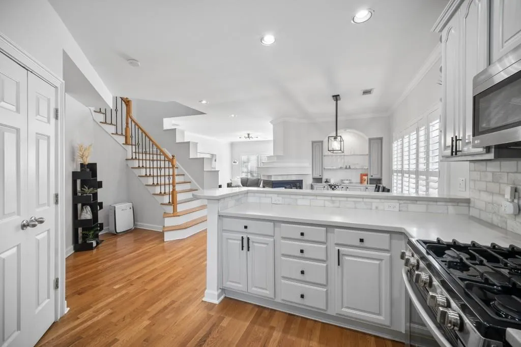 8540 Hope Mews Court, Atlanta, Georgia 30350, 3 Bedrooms Bedrooms, ,2 BathroomsBathrooms,Residential,Sold,8540 Hope Mews Court,7534990