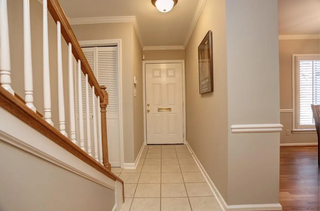 64 Ivy Parkway Ne Unit 64, Atlanta, Georgia 30342, 3 Bedrooms Bedrooms, ,2 BathroomsBathrooms,Residential,Sold,64 Ivy Parkway Ne Unit 64,5780868
