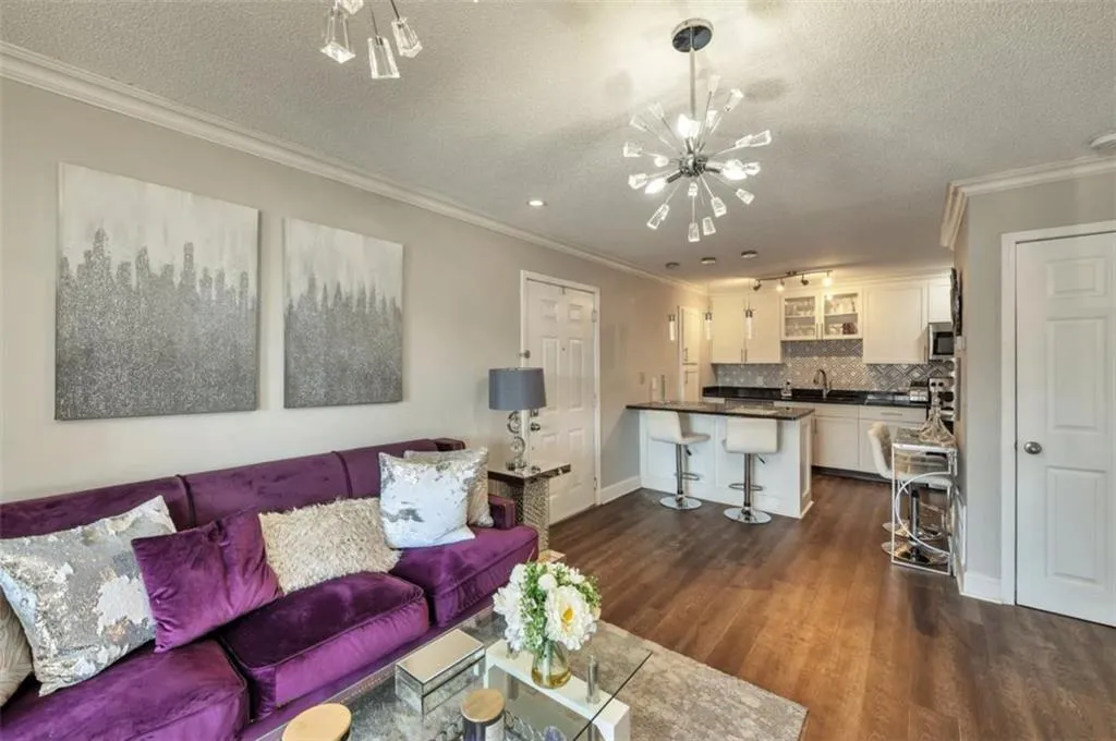 2657 Lenox Road Unit C30, Atlanta, Georgia 30324, 1 Bedroom Bedrooms, ,1 BathroomBathrooms,Residential,For Sale,2657 Lenox Road Unit C30,7530050