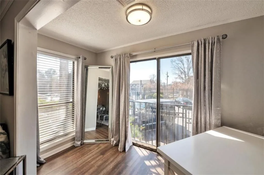 2657 Lenox Road Unit C30, Atlanta, Georgia 30324, 1 Bedroom Bedrooms, ,1 BathroomBathrooms,Residential,For Sale,2657 Lenox Road Unit C30,7530050