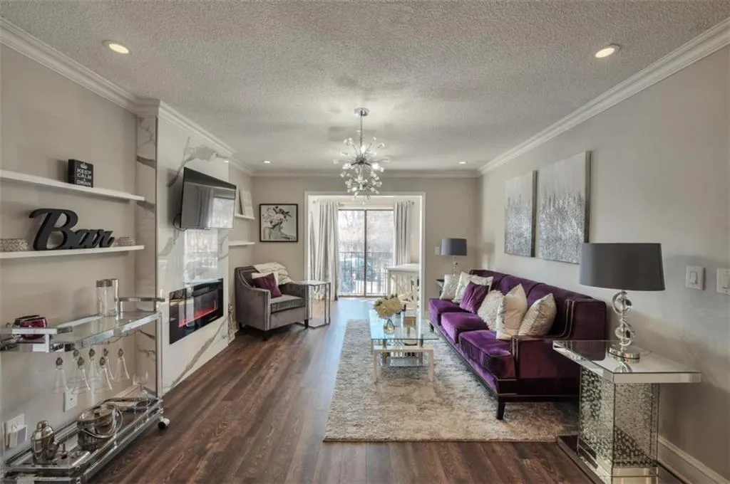 2657 Lenox Road Unit C30, Atlanta, Georgia 30324, 1 Bedroom Bedrooms, ,1 BathroomBathrooms,Residential,For Sale,2657 Lenox Road Unit C30,7530050