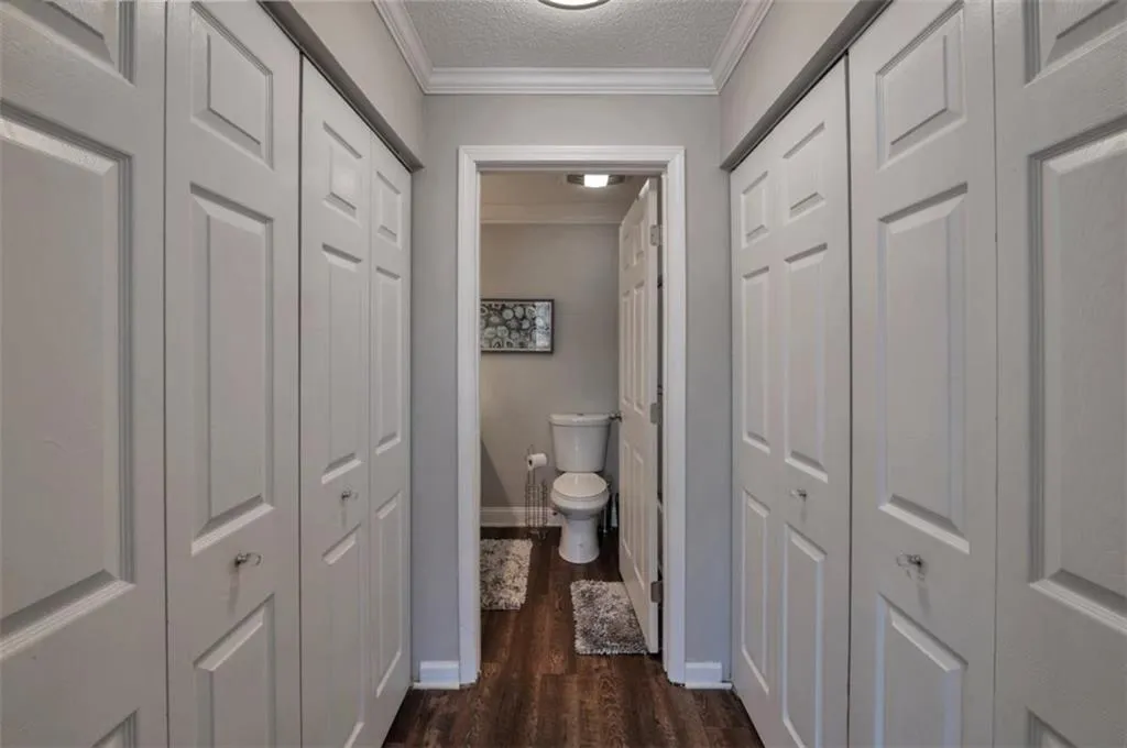 2657 Lenox Road Unit C30, Atlanta, Georgia 30324, 1 Bedroom Bedrooms, ,1 BathroomBathrooms,Residential,For Sale,2657 Lenox Road Unit C30,7530050