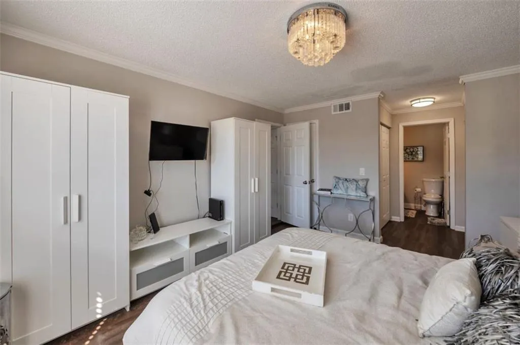 2657 Lenox Road Unit C30, Atlanta, Georgia 30324, 1 Bedroom Bedrooms, ,1 BathroomBathrooms,Residential,For Sale,2657 Lenox Road Unit C30,7530050