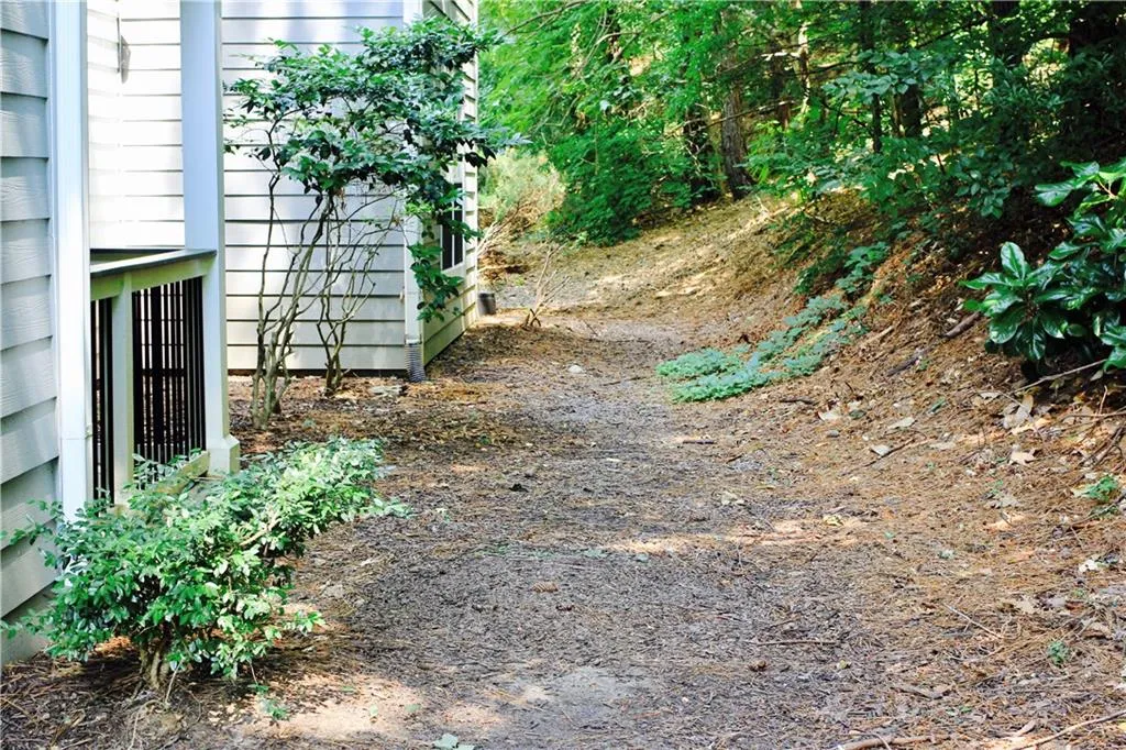 8102 Santa Fe Parkway, Sandy Springs, Georgia 30350, 3 Bedrooms Bedrooms, ,2 BathroomsBathrooms,Residential,Sold,8102 Santa Fe Parkway,6026673