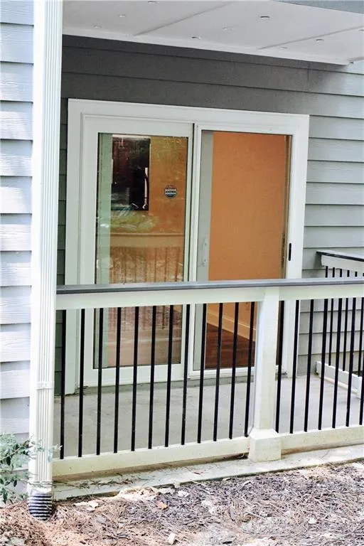 8102 Santa Fe Parkway, Sandy Springs, Georgia 30350, 3 Bedrooms Bedrooms, ,2 BathroomsBathrooms,Residential,Sold,8102 Santa Fe Parkway,6026673