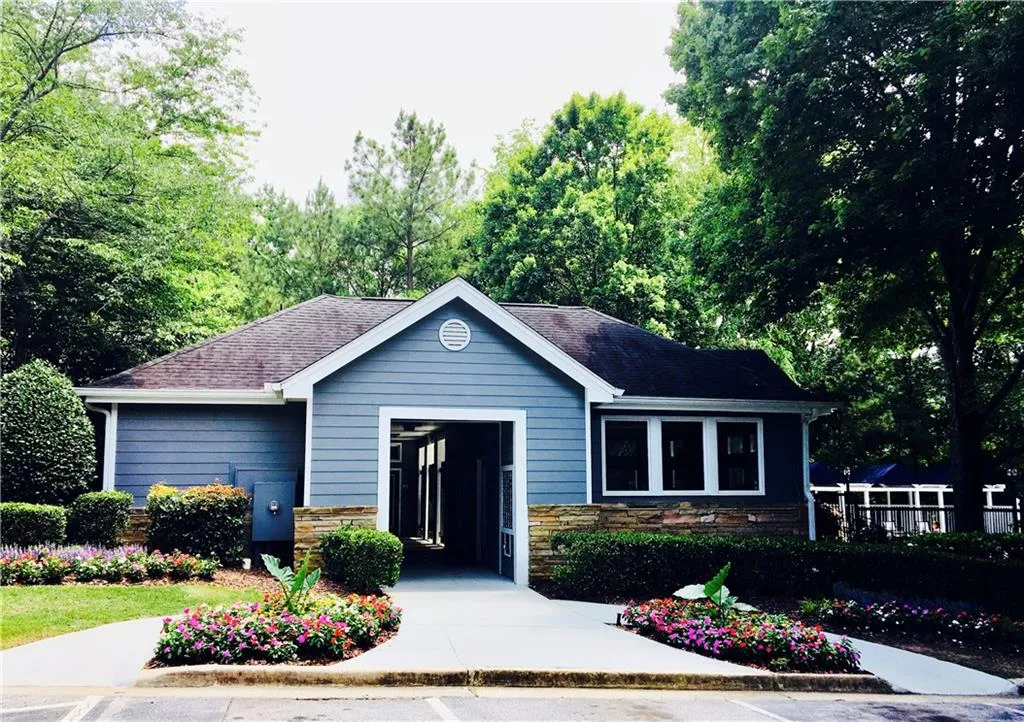 8102 Santa Fe Parkway, Sandy Springs, Georgia 30350, 3 Bedrooms Bedrooms, ,2 BathroomsBathrooms,Residential,Sold,8102 Santa Fe Parkway,6026673