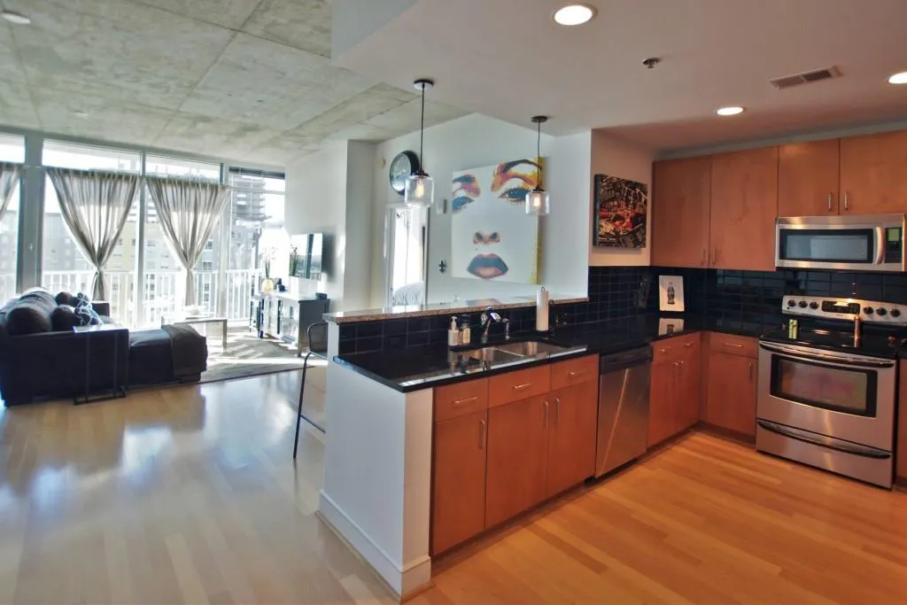 950 W Peachtree Street Unit 1814, Atlanta, Georgia 30309, 2 Bedrooms Bedrooms, ,2 BathroomsBathrooms,Residential,Sold,950 W Peachtree Street Unit 1814,5782493