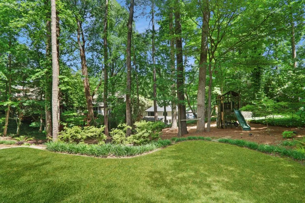 505 Amberidge Trail, Sandy Springs, Georgia 30328, 4 Bedrooms Bedrooms, ,2 BathroomsBathrooms,Residential,Sold,505 Amberidge Trail,7387753