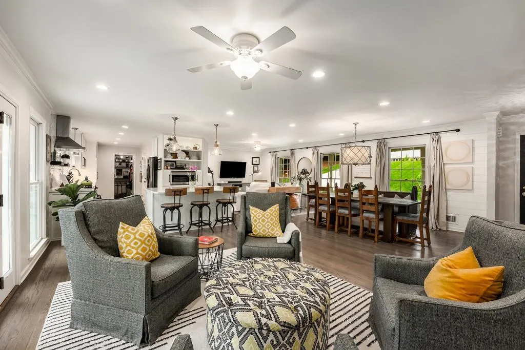 505 Amberidge Trail, Sandy Springs, Georgia 30328, 4 Bedrooms Bedrooms, ,2 BathroomsBathrooms,Residential,Sold,505 Amberidge Trail,7387753