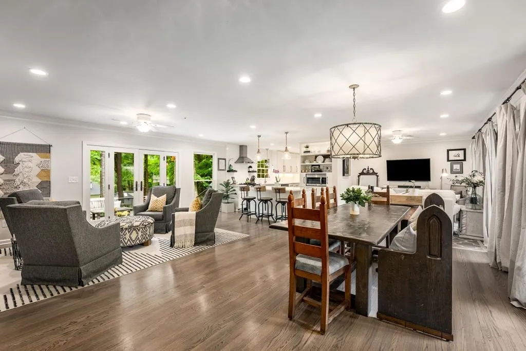 505 Amberidge Trail, Sandy Springs, Georgia 30328, 4 Bedrooms Bedrooms, ,2 BathroomsBathrooms,Residential,Sold,505 Amberidge Trail,7387753