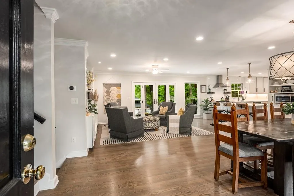 505 Amberidge Trail, Sandy Springs, Georgia 30328, 4 Bedrooms Bedrooms, ,2 BathroomsBathrooms,Residential,Sold,505 Amberidge Trail,7387753