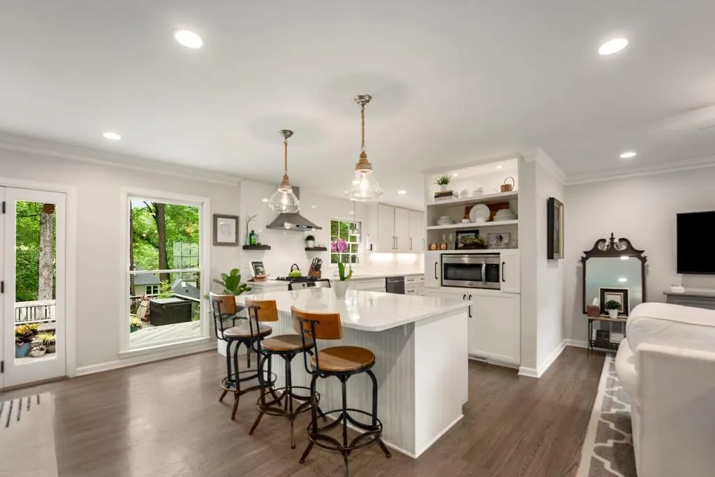 505 Amberidge Trail, Sandy Springs, Georgia 30328, 4 Bedrooms Bedrooms, ,2 BathroomsBathrooms,Residential,Sold,505 Amberidge Trail,7387753