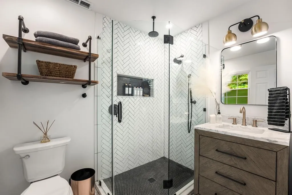 505 Amberidge Trail, Sandy Springs, Georgia 30328, 4 Bedrooms Bedrooms, ,2 BathroomsBathrooms,Residential,Sold,505 Amberidge Trail,7387753