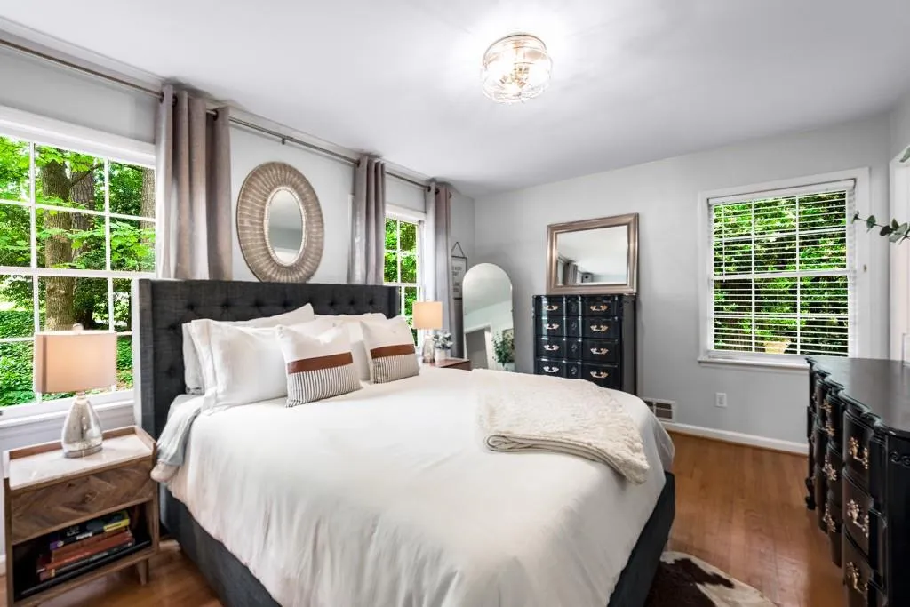 505 Amberidge Trail, Sandy Springs, Georgia 30328, 4 Bedrooms Bedrooms, ,2 BathroomsBathrooms,Residential,Sold,505 Amberidge Trail,7387753