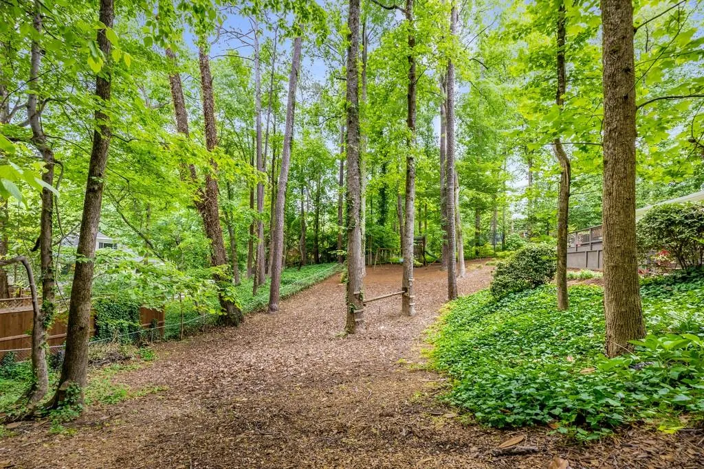 505 Amberidge Trail, Sandy Springs, Georgia 30328, 4 Bedrooms Bedrooms, ,2 BathroomsBathrooms,Residential,Sold,505 Amberidge Trail,7387753