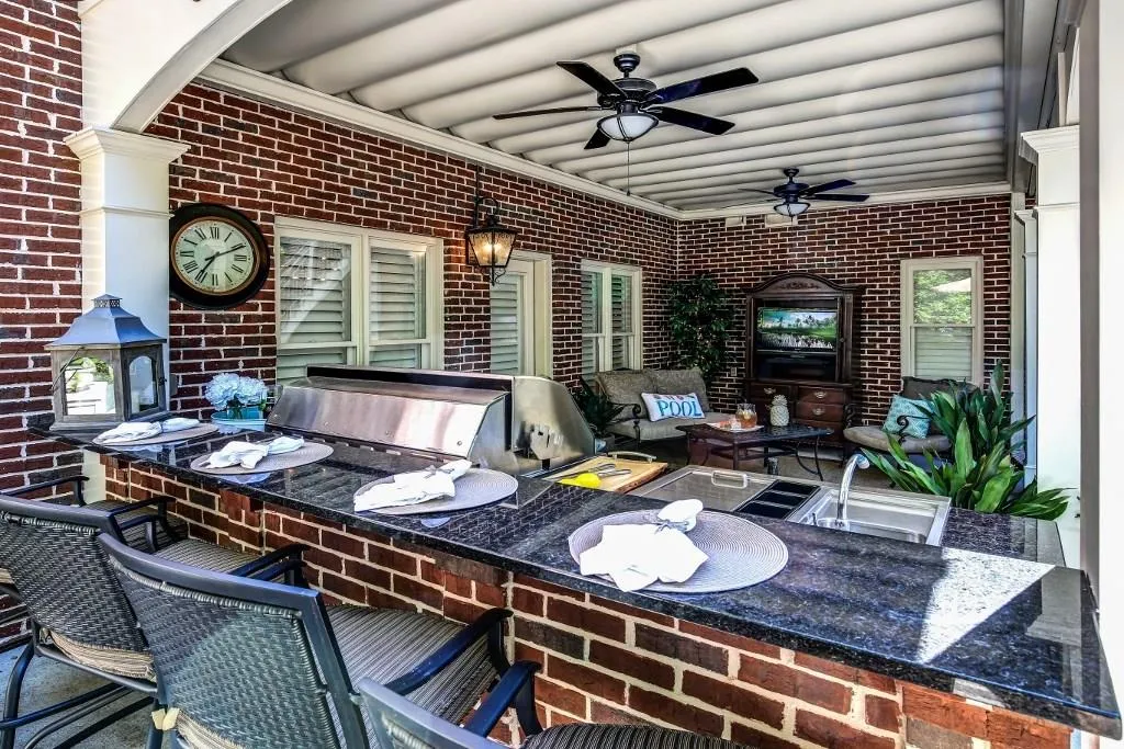 245 Farmbrooke Court, Atlanta, Georgia 30350, 5 Bedrooms Bedrooms, ,5 BathroomsBathrooms,Residential,Sold,245 Farmbrooke Court,5867385