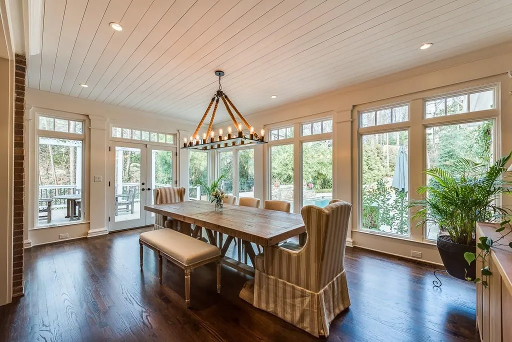 880 Powers Lake Drive, Sandy Springs, Georgia 30327, 6 Bedrooms Bedrooms, ,5 BathroomsBathrooms,Residential,Sold,880 Powers Lake Drive,5959611