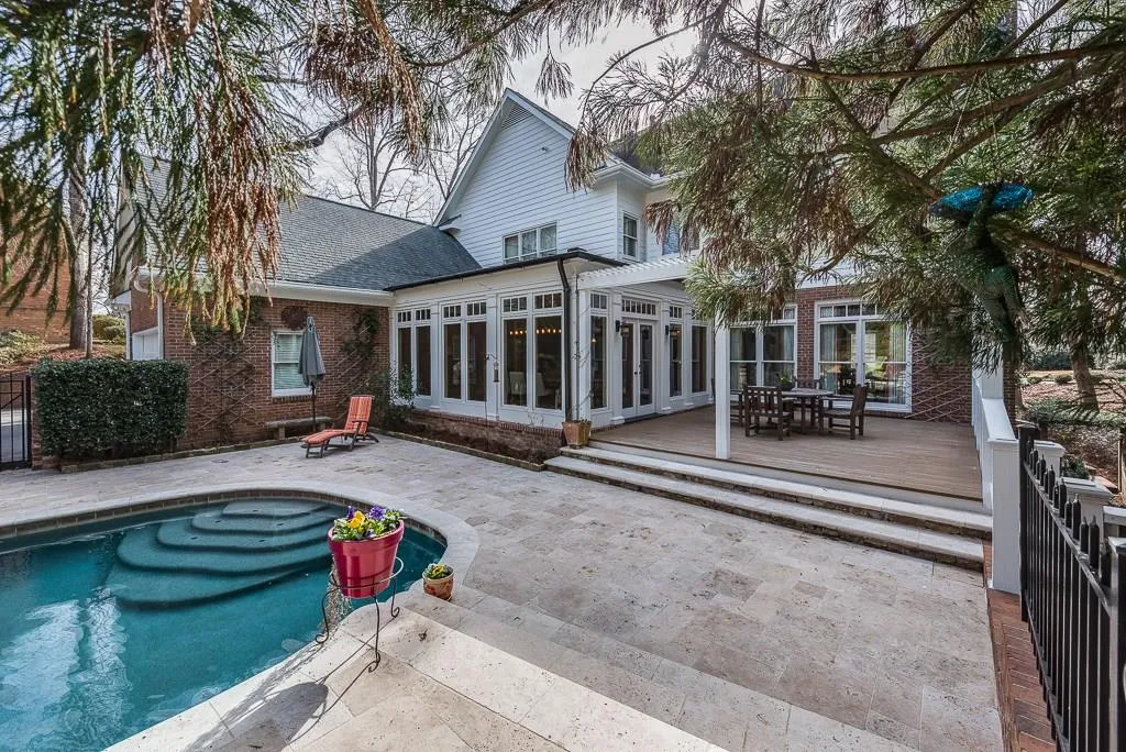 880 Powers Lake Drive, Sandy Springs, Georgia 30327, 6 Bedrooms Bedrooms, ,5 BathroomsBathrooms,Residential,Sold,880 Powers Lake Drive,5959611