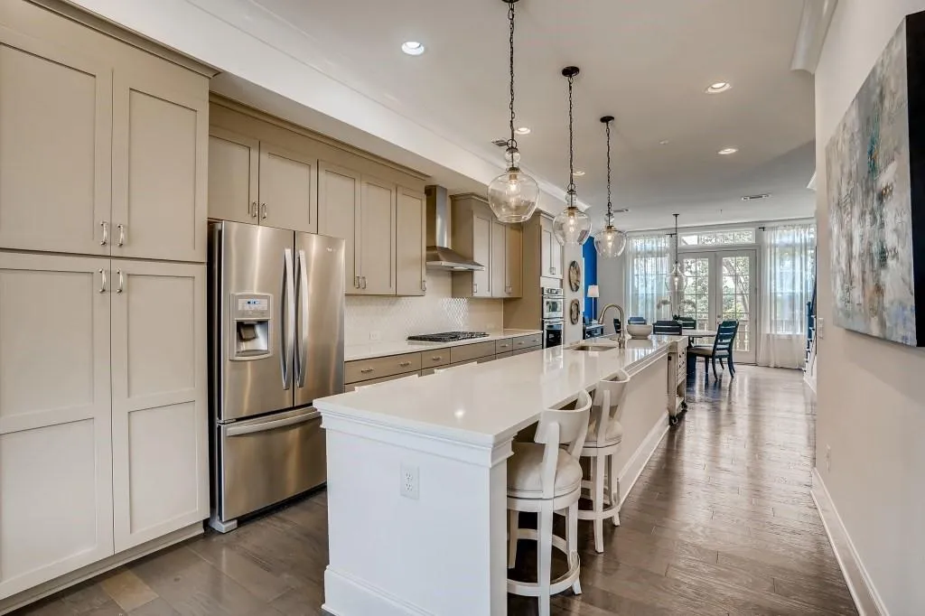 6605 Encore Boulevard, Sandy Springs, Georgia 30328, 4 Bedrooms Bedrooms, ,4 BathroomsBathrooms,Residential,Sold,6605 Encore Boulevard,6928669