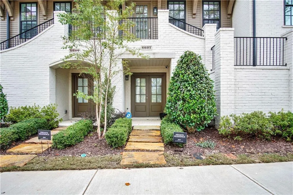 6605 Encore Boulevard, Sandy Springs, Georgia 30328, 4 Bedrooms Bedrooms, ,4 BathroomsBathrooms,Residential,Sold,6605 Encore Boulevard,6928669