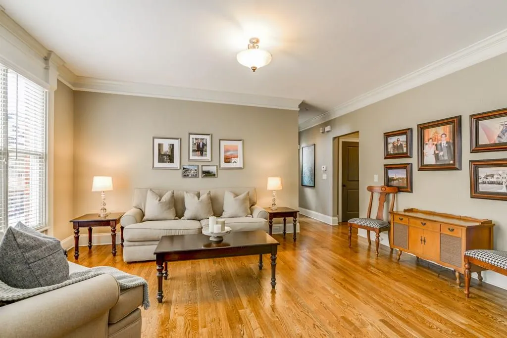 7970 Magnolia Square, Sandy Springs, Georgia 30350, 4 Bedrooms Bedrooms, ,3 BathroomsBathrooms,Residential,Sold,7970 Magnolia Square,5952078